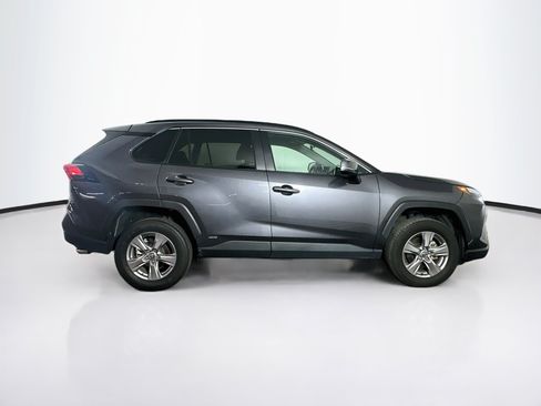 Used 2025 Toyota RAV4 XLE AWD/4WD image 10