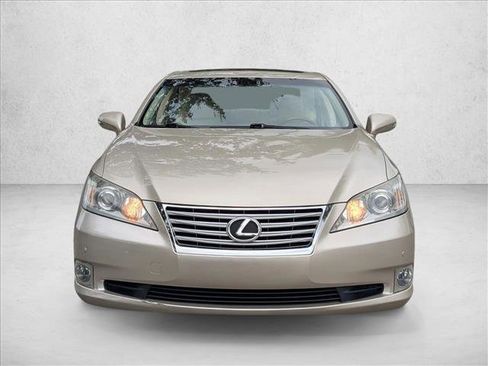 Used 2010 Lexus ES 350 image 2