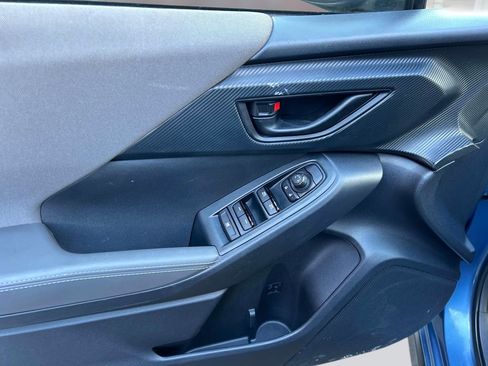 Used 2024 Subaru Crosstrek 2.0i Premium image 19