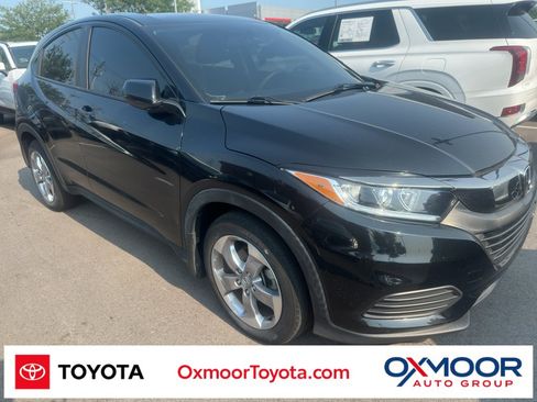 Used 2022 Honda HR-V LX image 1