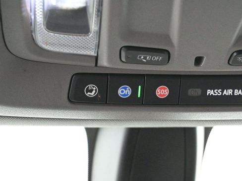 Used 2020 Chevrolet Silverado 1500 RST image 30