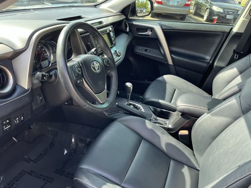 Used 2013 Toyota RAV4 Limited FWD image 7