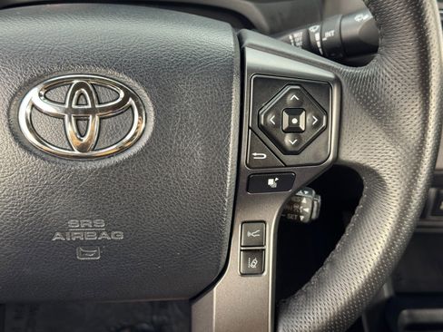 Used 2019 Toyota Tacoma TRD Sport image 20