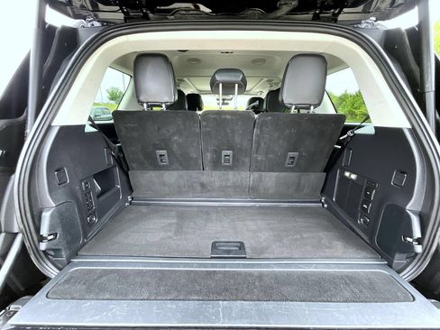 Used 2025 Lincoln Navigator Reserve AWD/4WD image 27