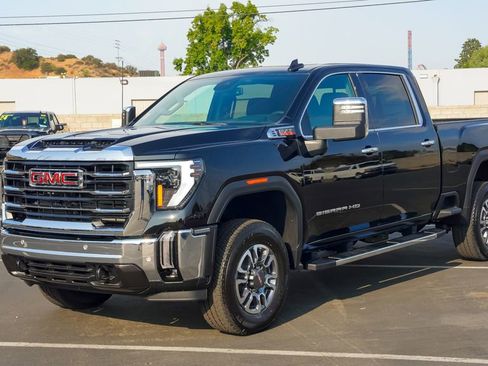 New 2025 GMC Sierra 2500 SLT w/ SLT Premium Package image 3