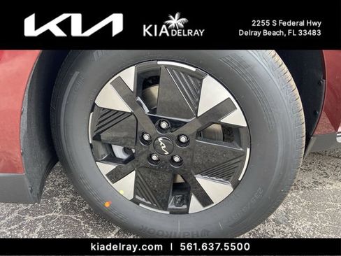 New 2026 Kia Carnival LXS FWD image 30