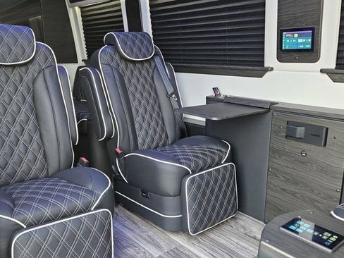 New 2024 Mercedes-Benz Sprinter 3500 image 44