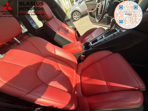 Used 2021 Porsche Macan S AWD/4WD image 56