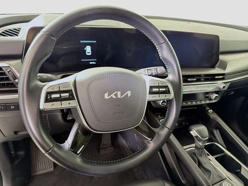 Used 2025 Kia Telluride S FWD image 14