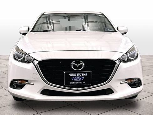 Used 2017 MAZDA MAZDA3 Grand Touring FWD image 3