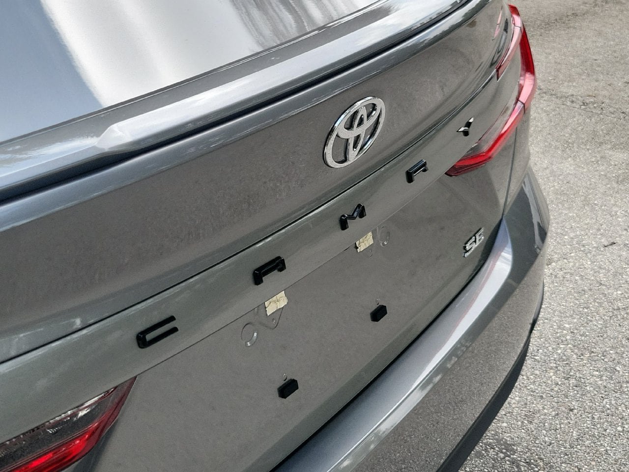 Used 2026 Toyota Camry SE FWD image 6