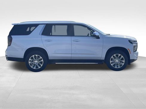 New 2026 Chevrolet Tahoe Premier w/ Sun And Tow Package AWD/4WD image 2