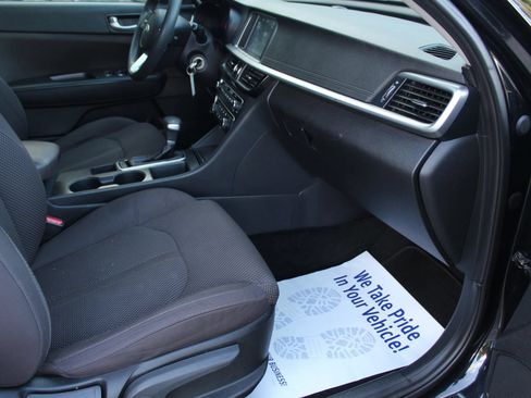 Used 2019 Kia Optima LX FWD image 17