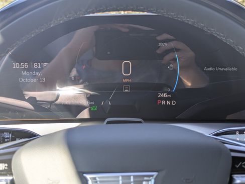 New 2026 Cadillac Vistiq Sport image 42