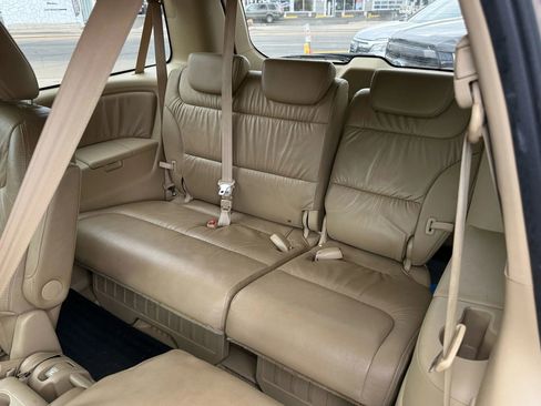 Used 2010 Honda Odyssey EX-L image 17