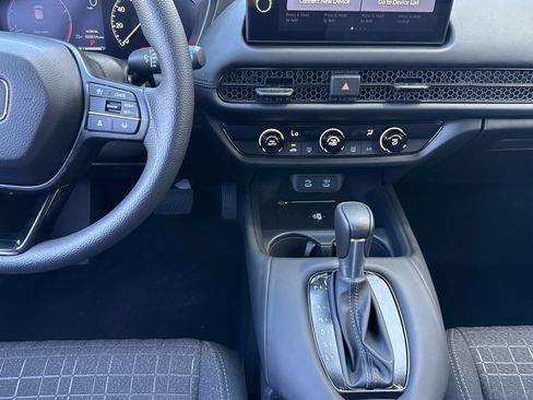 Certified 2026 Honda HR-V LX image 27