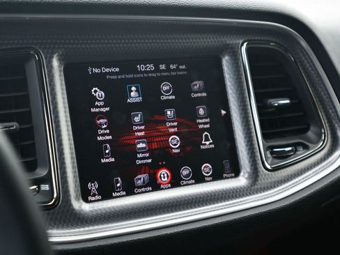 Used 2016 Dodge Challenger SRT Hellcat image 27