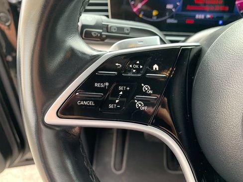 Used 2024 Mercedes-Benz GLE 350 4MATIC image 25