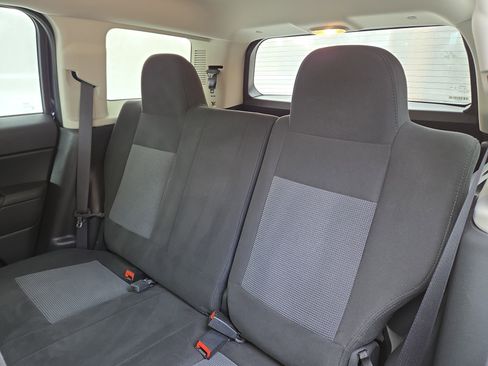 Used 2017 Jeep Patriot Latitude image 13