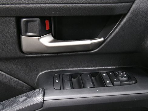 Used 2024 Toyota Tacoma TRD Off-Road image 11