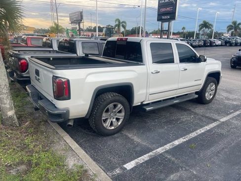 Used 2018 GMC Sierra 1500 SLT AWD/4WD image 5