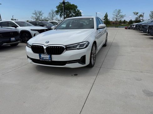 Used 2021 BMW 530e xDrive AWD/4WD image 4