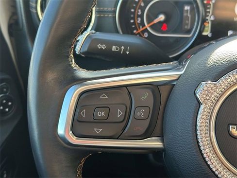 Certified 2022 Jeep Wrangler Unlimited Sahara image 33