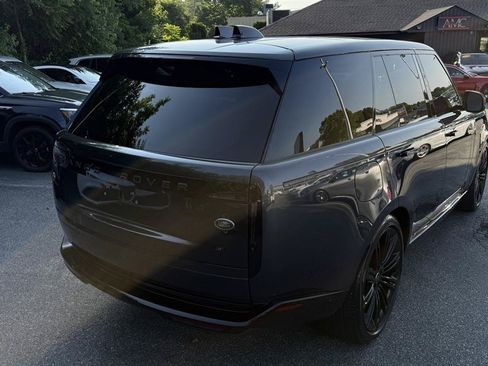 Used 2023 Land Rover Range Rover SE AWD/4WD image 18