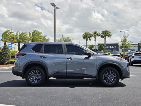 Used 2026 Nissan Rogue S FWD image 7