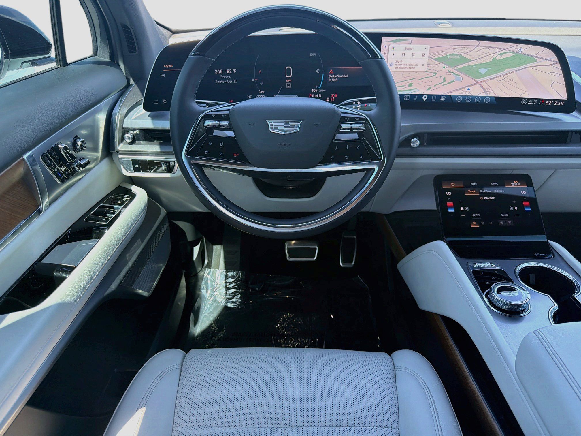Certified 2026 Cadillac Vistiq Luxury AWD/4WD image 24