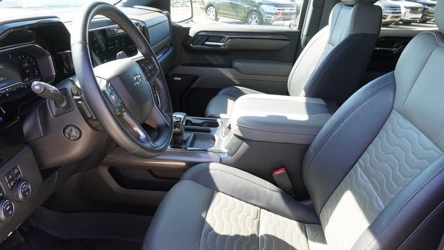 Used 2024 Chevrolet Silverado 1500 ZR2 w/ Technology Package AWD/4WD image 20