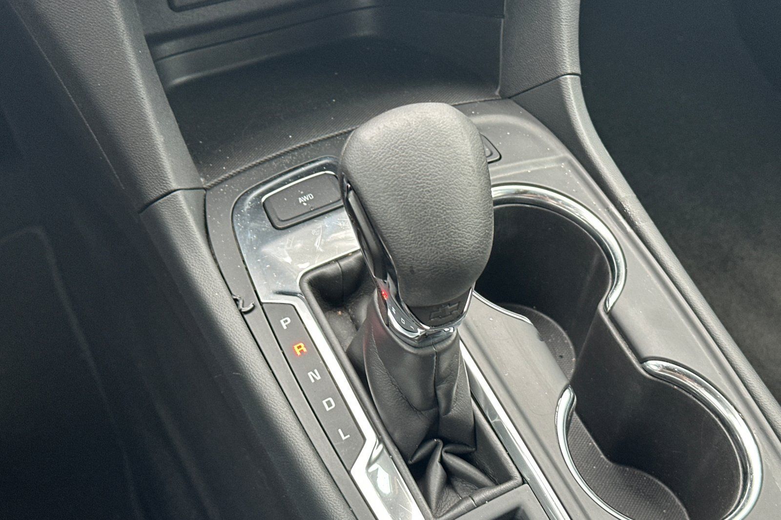 Used 2024 Chevrolet Equinox LT AWD/4WD image 24