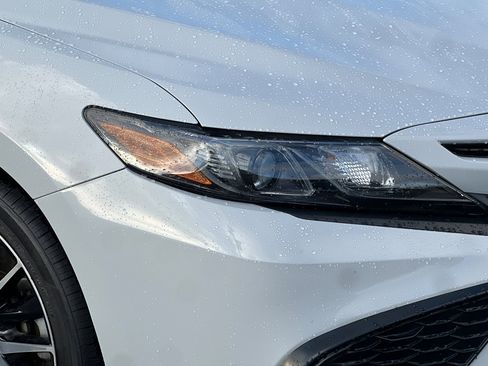 Used 2022 Toyota Camry SE image 45