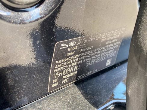Used 2016 Jaguar XF Prestige image 20