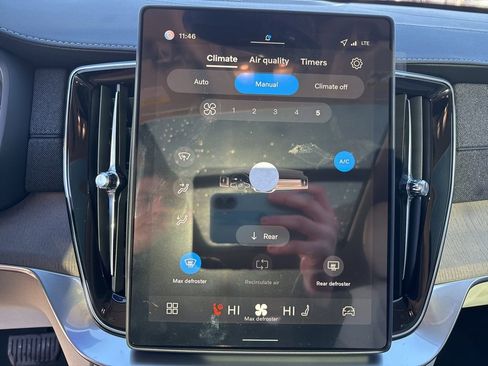 New 2026 Volvo XC90 B6 Ultra w/ Protection Package Premier AWD/4WD image 28