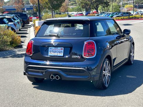 Used 2022 MINI Cooper S w/ Driver Assistance Package FWD image 5
