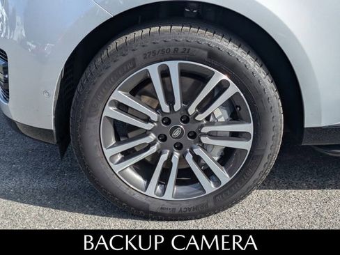 Used 2023 Land Rover Range Rover Long Wheelbase SE image 4