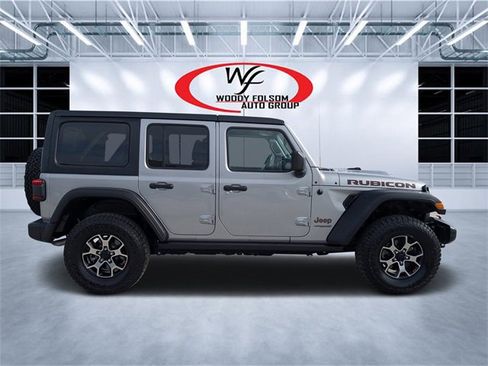 Used 2018 Jeep Wrangler Unlimited Rubicon w/ LED Lighting Group image 2