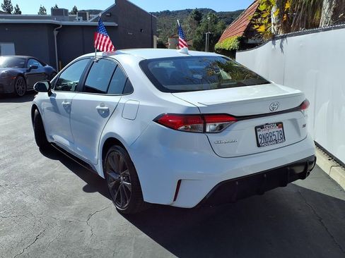 Certified 2024 Toyota Corolla SE w/ SE Premium Package image 6