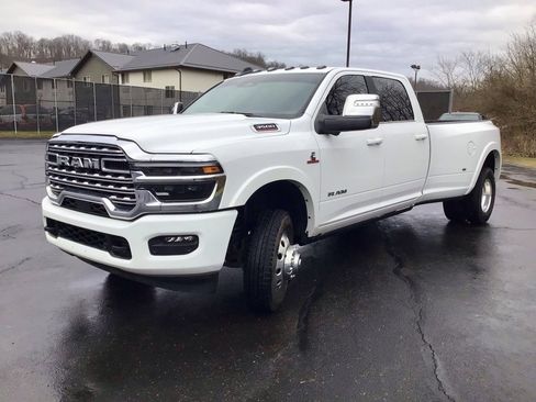 Used 2025 RAM 3500 Longhorn image 8