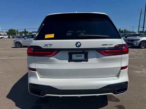 Used 2021 BMW X7 xDrive40i w/ M Sport Package AWD/4WD image 6