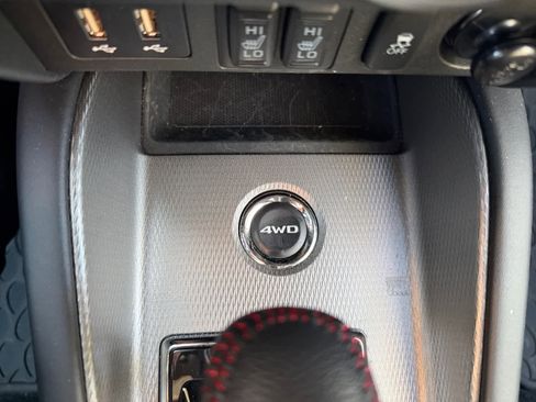 Used 2024 Mitsubishi Outlander Sport AWD image 24