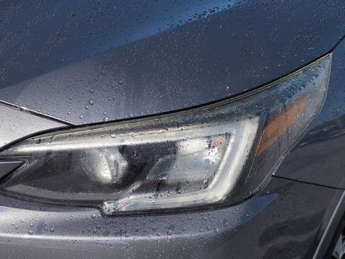 Used 2021 Subaru Outback Premium AWD/4WD image 9
