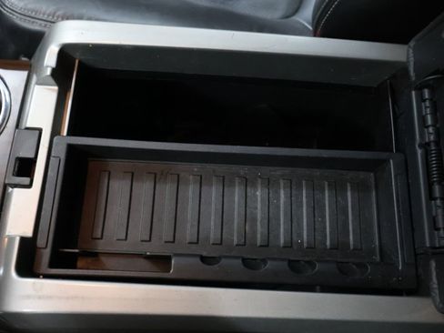 Used 2012 Ford F150 Lariat w/ Lariat Chrome Pkg image 25