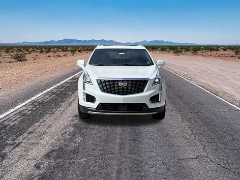 New 2026 Cadillac XT5 Premium Luxury image 2