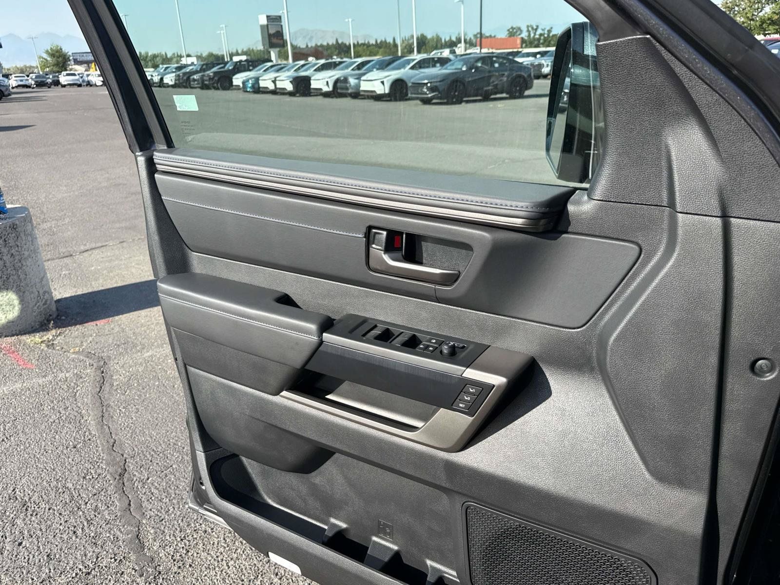 New 2026 Toyota Tundra Platinum AWD/4WD image 9