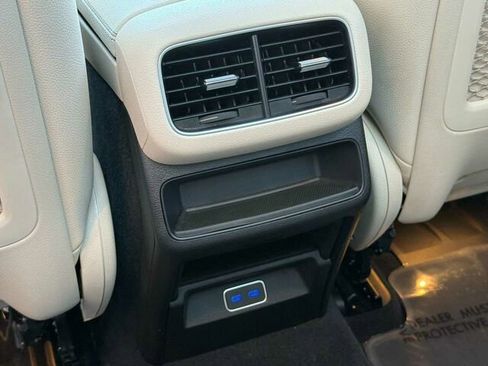 Certified 2024 Mercedes-Benz GLE 450 4MATIC image 16
