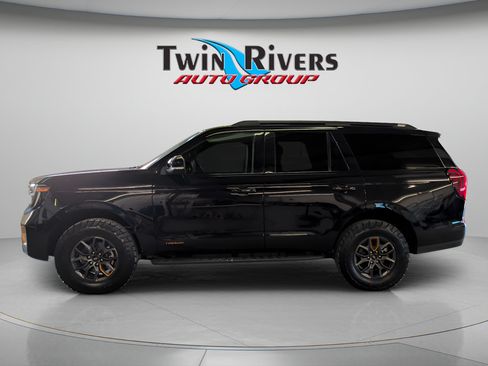 Used 2026 Ford Expedition Tremor AWD/4WD image 3
