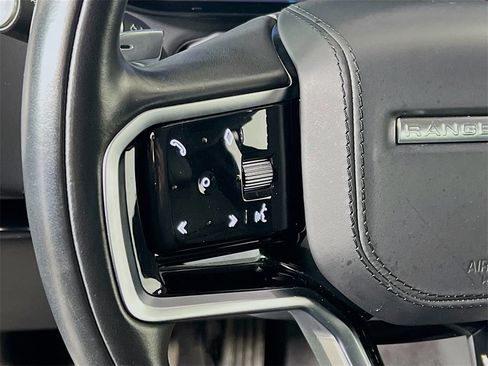 Used 2023 Land Rover Range Rover Sport SE image 10