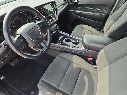 Used 2025 Dodge Durango GT RWD image 17